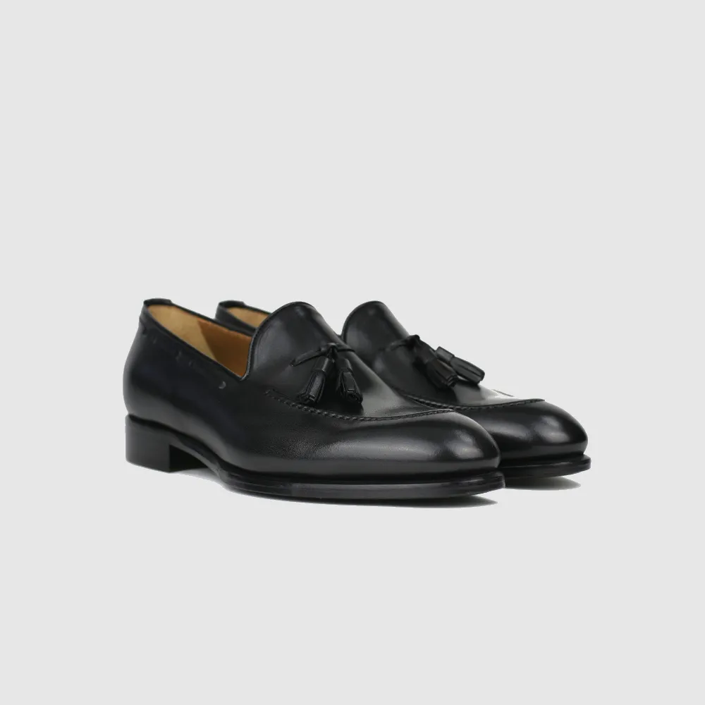 RICHARD Tassel Loafer - Vitello Black