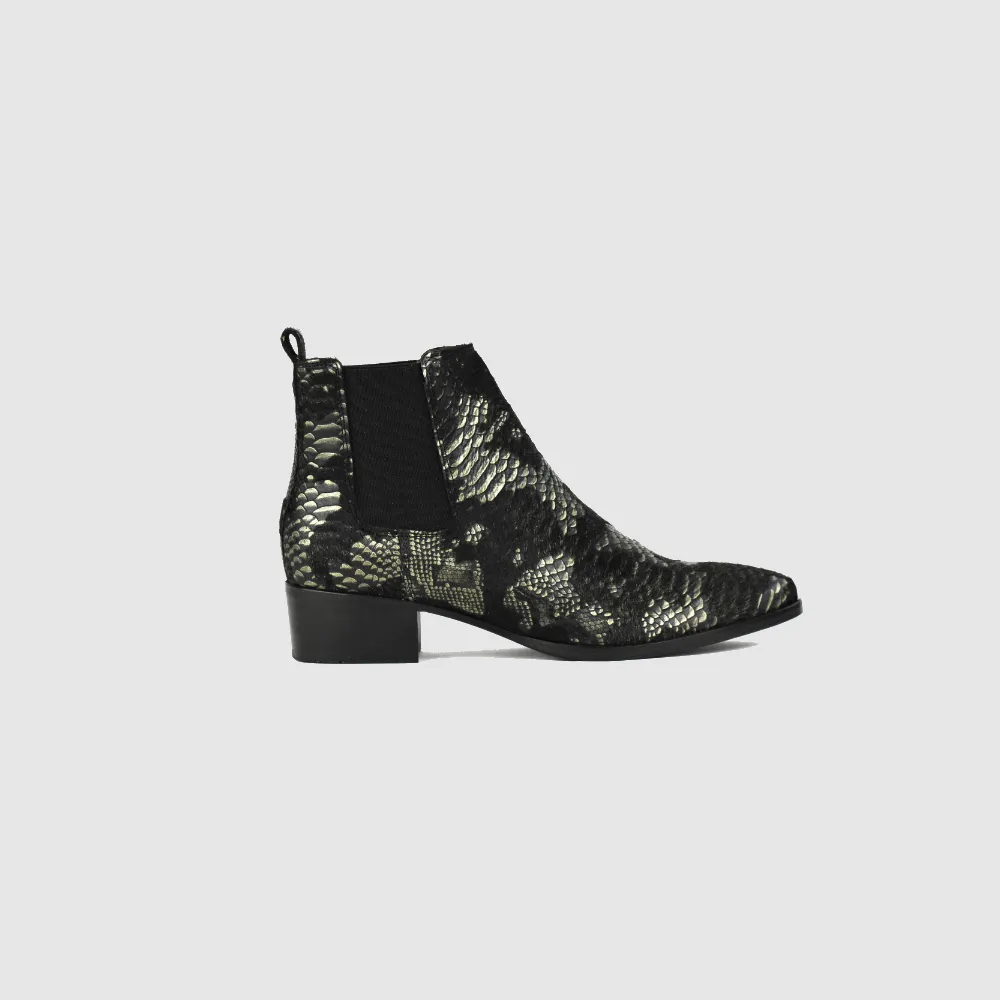 Chelseaboot JANA python