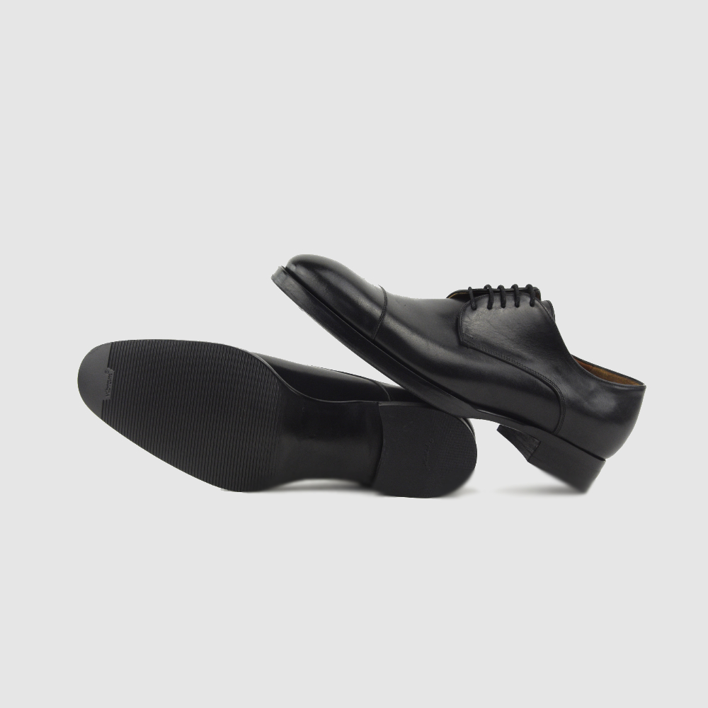 CARY Service Risuolatura in gomma su scarpe in pelle cucite – Standard – Immagine 2 di 6