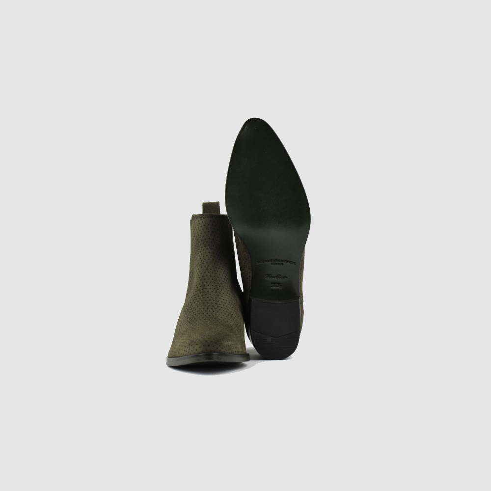 Chelseaboot JANA – Oliv perforiert – Bild 5 von 5