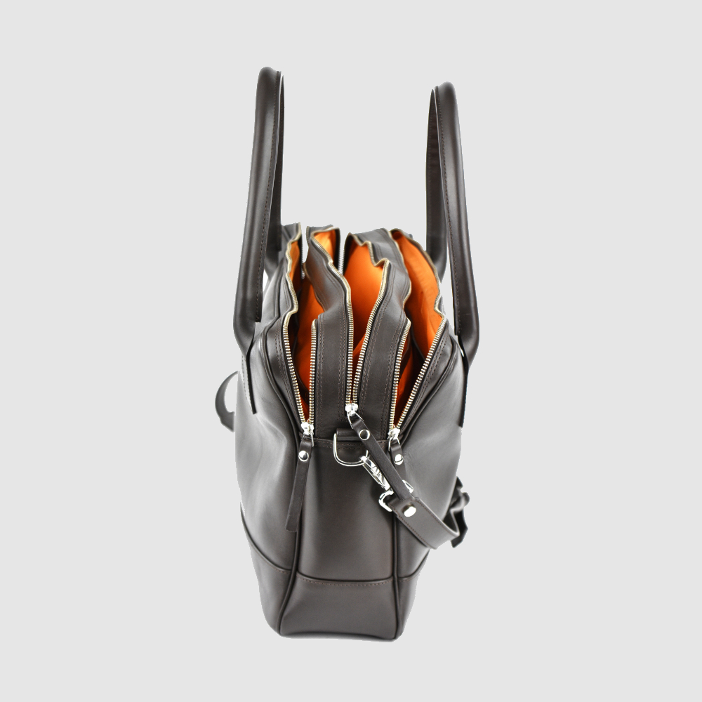 Trippelzipp Bag LUKA – Braun – Bild 6 von 7