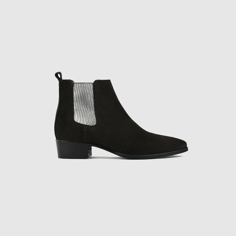 Chelseaboot JANA – Ebony perforiert